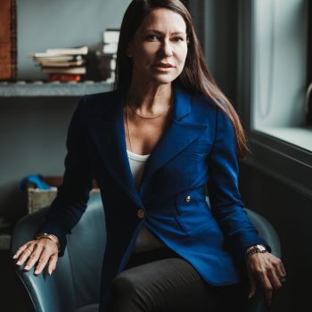 Elizabeth&nbsp;Trojian