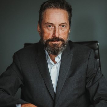 Elliott&nbsp;Halpern